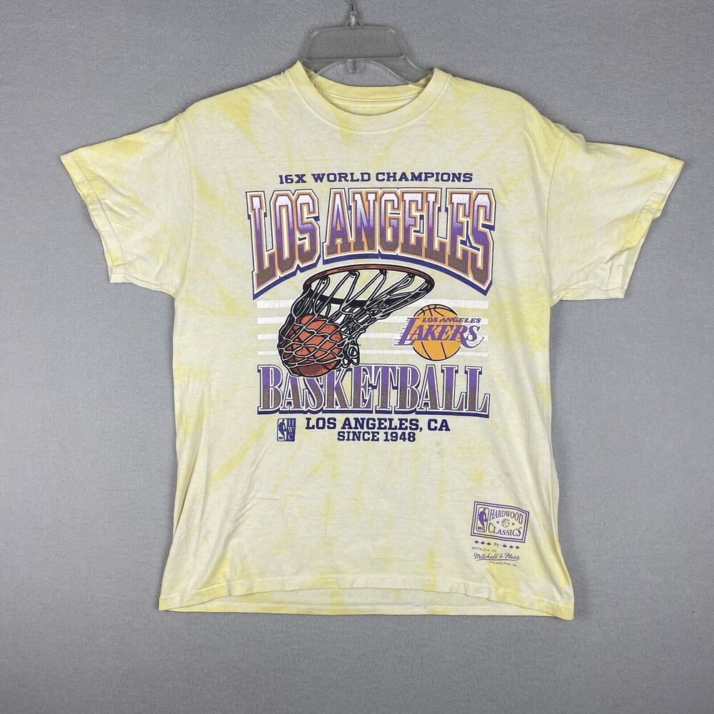 Mitchell & Ness Hardwood Classics LA Lakers 16X World Champions T-Shirt Men's M